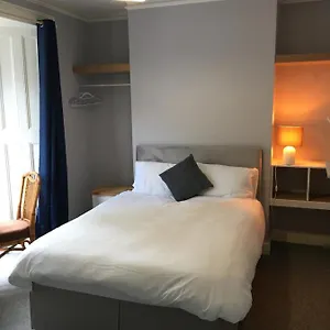  Homestay Budget Stay, Shared Guest House, R1 Mount Pleasant Hill
