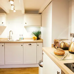  Apartment Glasswing Stays The Nest United Kingdom